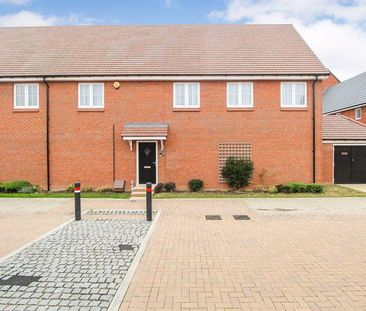 2 bedroom coach house to rent - Photo 1