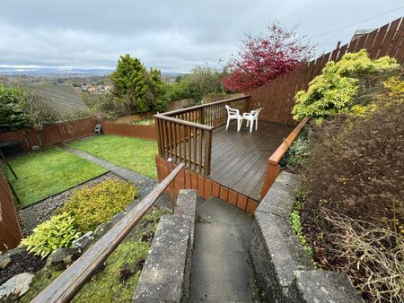 3 bedroom semi-detached house to rent - Photo 2