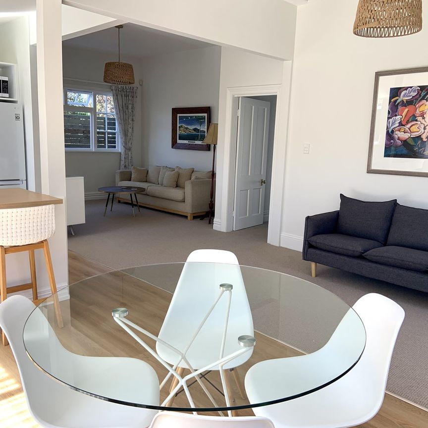 Merivale, 2 bedrooms - Photo 1