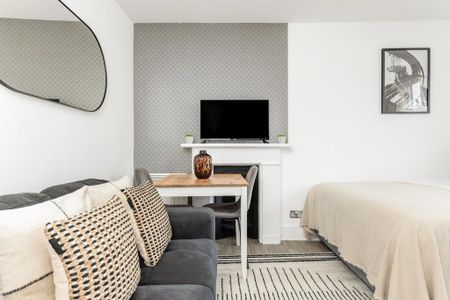 Studio to rent - Photo 5