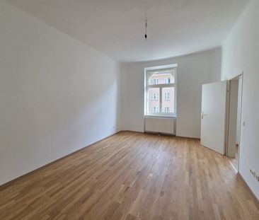 Herrliche klassische Altbauwohnung in U-Bahnnähe - Foto 1