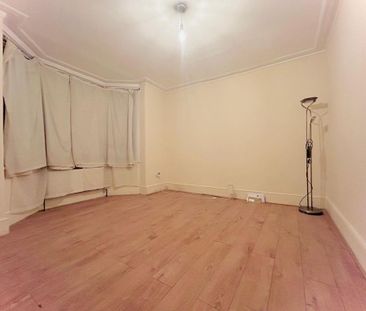 4 bedroom terraced house to rent - Photo 1