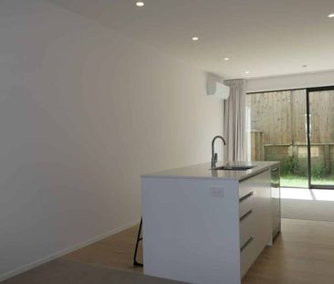 Contemporary Architectural Townhouses — One Year Young and Ready to... - Photo 4