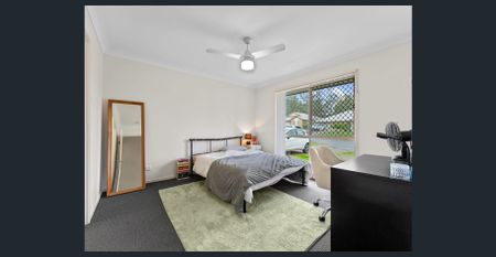 Modern Comfort & Low-Maintenance Living in a Quiet Wulkuraka Pocket - Photo 2