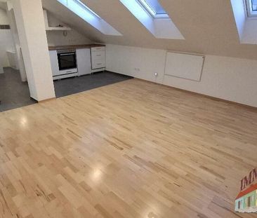 Unbefristete Dachgeschoßwohnung in der Märzstraße Nähe S-Bahn - kei... - Foto 4