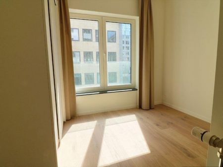 IXELLES : PLACE LUX - MEUBLE 2 CHAMBRES, TERRASSE - Ixelles - Foto 2