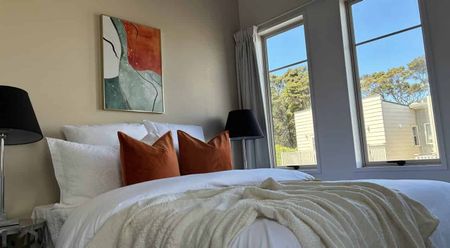 Charming Townhouse in Bayview - Photo 5