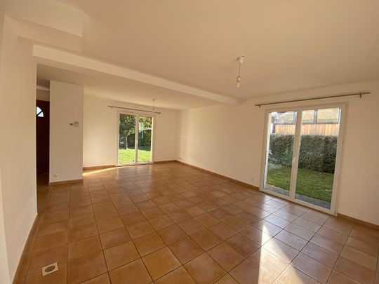 Location Maison 5 pièces 97m² - Photo 1