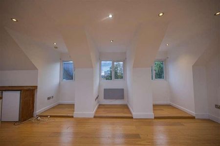 Newton House, Croydon, CR0 - Photo 4