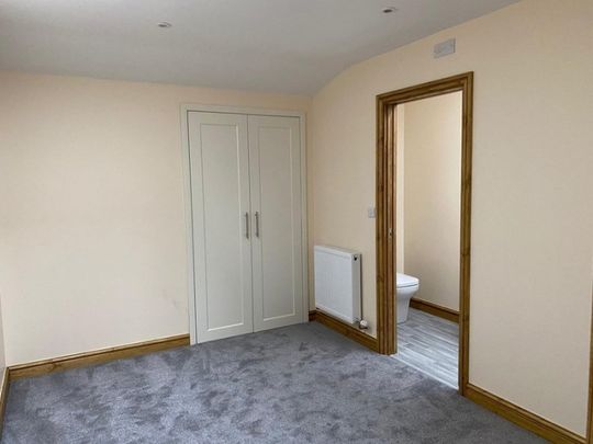 1 Bed Flat, Montpelier Road, NG7 - Photo 1