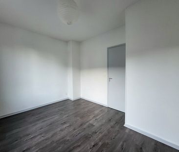 Location Appartement 2 pièces 38m² - Photo 2
