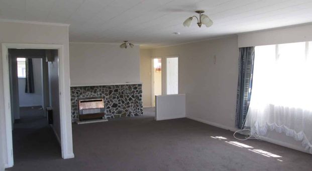 FOUR BEDROOMS, HOKOWHITU - Photo 1