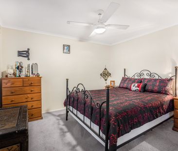 EXCITING LOCATION, EXCELLENT HOME - Photo 6