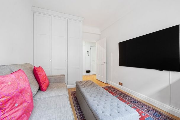 Hall Road, London, NW8 - Photo 1