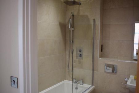 2 bedroom detached house to rent - Photo 2