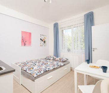 Moderní 1+kk se šatnou u metra Kačerov, Praha 4 – krátkodobě i dlou... - Photo 4