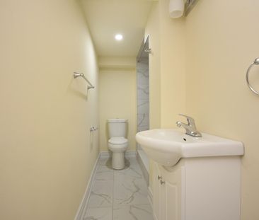 For Lease - 110 Banbridge Crescent Unit# Lower, Brampton, Ontario - Photo 1