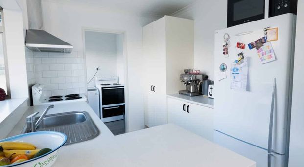 25 Loughanure Place Massey - Photo 1