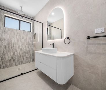 Brand New Spacious Modern Duplex - Photo 6