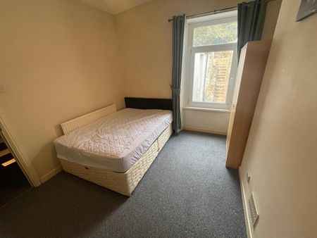 Kinley Street, St Thomas, Swansea SA1 8HE - Photo 5