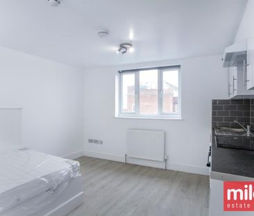 Studio to rent - Photo 3
