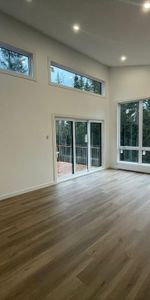 Lumineuse Maison à Louer au Lac Supérieur - Photo 4