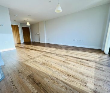 2 bedroom apartment to rent - Photo 3