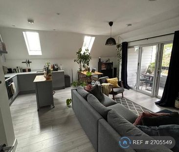 2 bedroom flat to rent - Photo 3