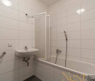 Lichtdurchflutete 2-Zimmer-Wohnung mit Loggia und Einbauküche in Ur... - Photo 3