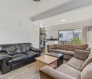 Unit 4, 36 Scanlan Street, Grey Lynn, Auckland - Photo 6