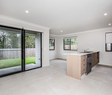 1/7 Niles Crt, Bahrs Scrub QLD 4207 - Duplex For Rent | Domain - Photo 1