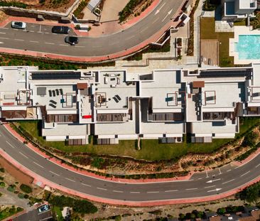 Modern penthouse near Puente Romano with sea views - Photo 5