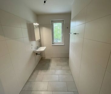 Moderne *** NEUBAU -Wohnung *** mit Terrasse und Tiefgaragenstellpl... - Photo 6
