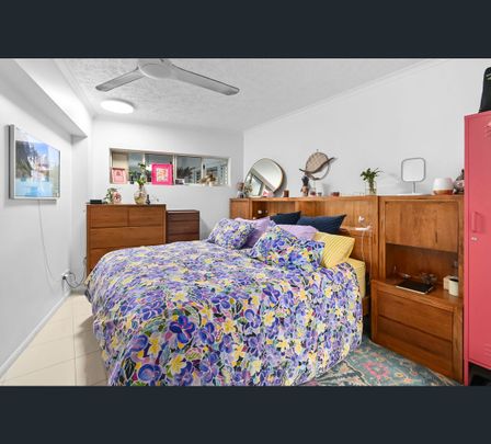 1/275 ESPLANADE, Cairns North, Qld 4870 - Photo 1