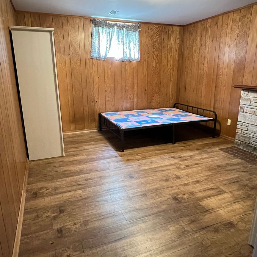 For Lease - 26 Glendower Circle Unit# Bsmt, Toronto, Ontario - Photo 1