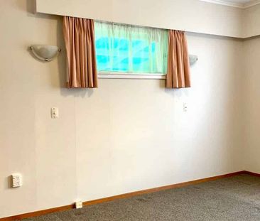 Lovely sunny townhouse in Fairfield, fully fenced - Photo 4