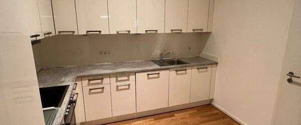 Geräumige 3-Zimmer-Wohnung mit Gartenanteil in der Chausseestraße - Ab sofort verfügbar! - Photo 1