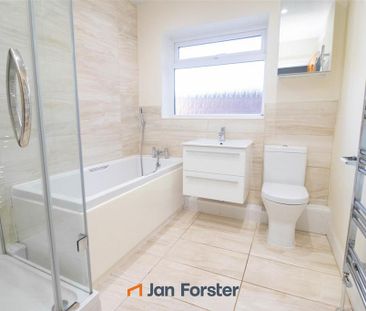 3 bedroom maisonette to rent - Photo 3