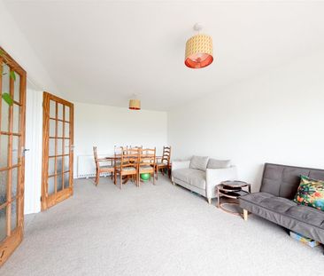 Belworth Court, Cheltenham GL51 6HQ - Photo 2