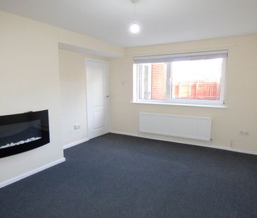 2 bed house to rent in Melbourne Gardens, South Shields, NE34 - Photo 3