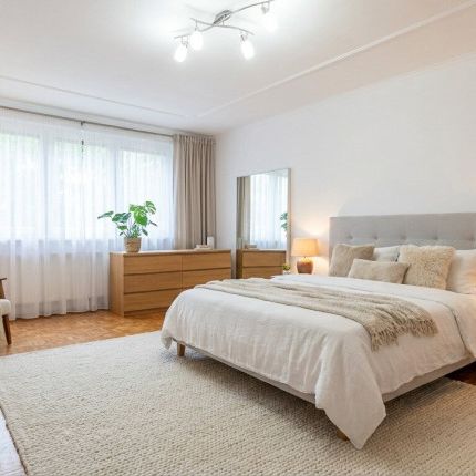 Helle 3-Zimmer-Wohnung mit Loggia in absoluter Grünruhelage – Maria Enzersdorf - Foto 1