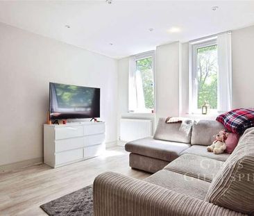 Lovell House, High Street, Uxbridge, UB8 - Photo 1