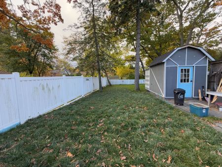 For Lease - 66 Mcdonald Avenue Unit# Bsmnt, Toronto, Ontario - Photo 4