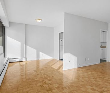 Mid-rise apartment building in Centretown - One-month free rent on ... - Photo 4