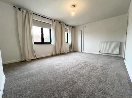 3 Bedroom House - Semi-Detached To Let - Photo 2