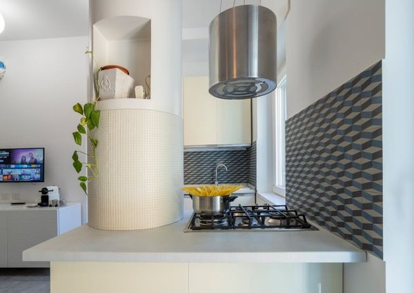 Circonvallazione Nomentana, Rome, Lazio 00162