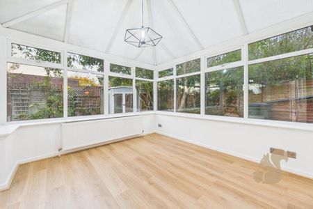 3 bedroom detached house to rent - Photo 3