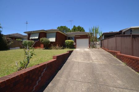 Renovated 3 Bedroom Home - Photo 4