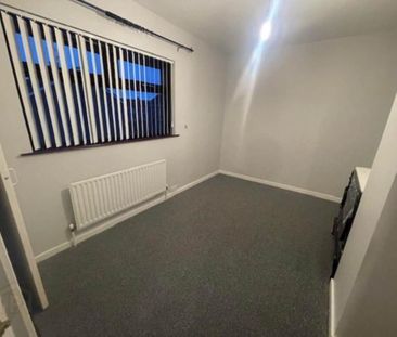 26 Glenavon Crescent, Lurgan, Craigavon, BT66 8JR - Photo 1