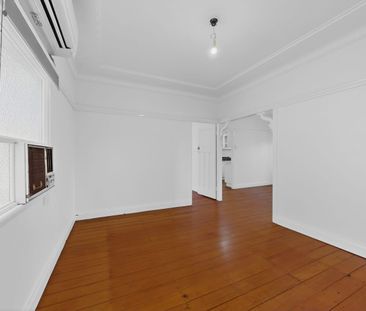 Charming Character Home in Prime Auchenflower Location - Photo 1